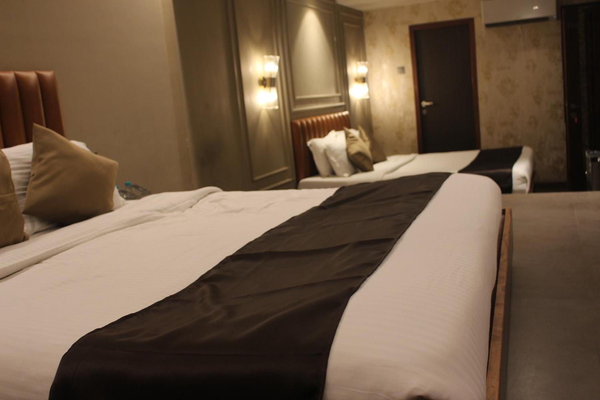 Gulf Hotel Mumbai- The Boutique Hotel Colaba Mumbai Ngoại thất bức ảnh