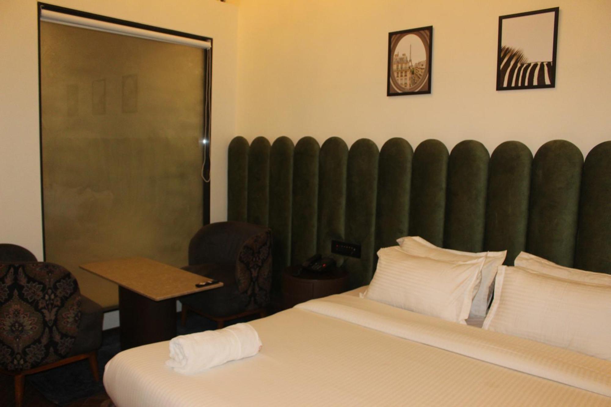 Gulf Hotel Mumbai- The Boutique Hotel Colaba Mumbai Ngoại thất bức ảnh