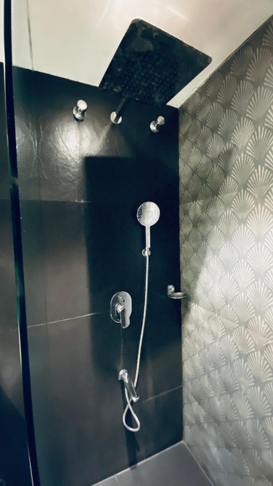 Gulf Hotel Mumbai- The Boutique Hotel Colaba Mumbai Ngoại thất bức ảnh