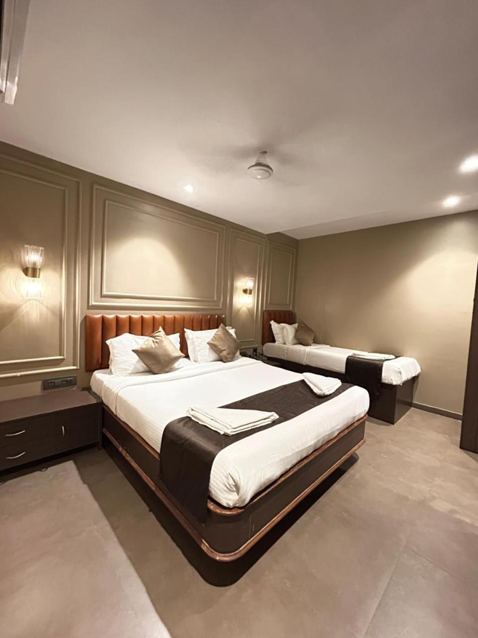 Gulf Hotel Mumbai- The Boutique Hotel Colaba Mumbai Ngoại thất bức ảnh
