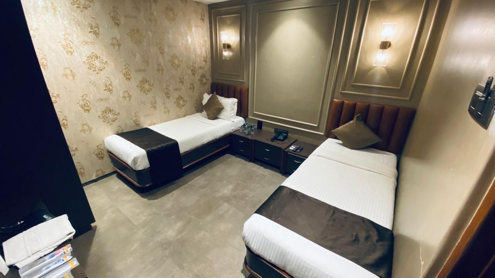 Gulf Hotel Mumbai- The Boutique Hotel Colaba Mumbai Ngoại thất bức ảnh