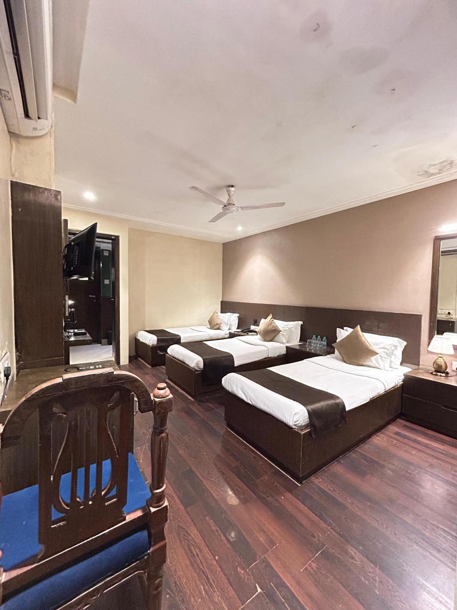 Gulf Hotel Mumbai- The Boutique Hotel Colaba Mumbai Ngoại thất bức ảnh