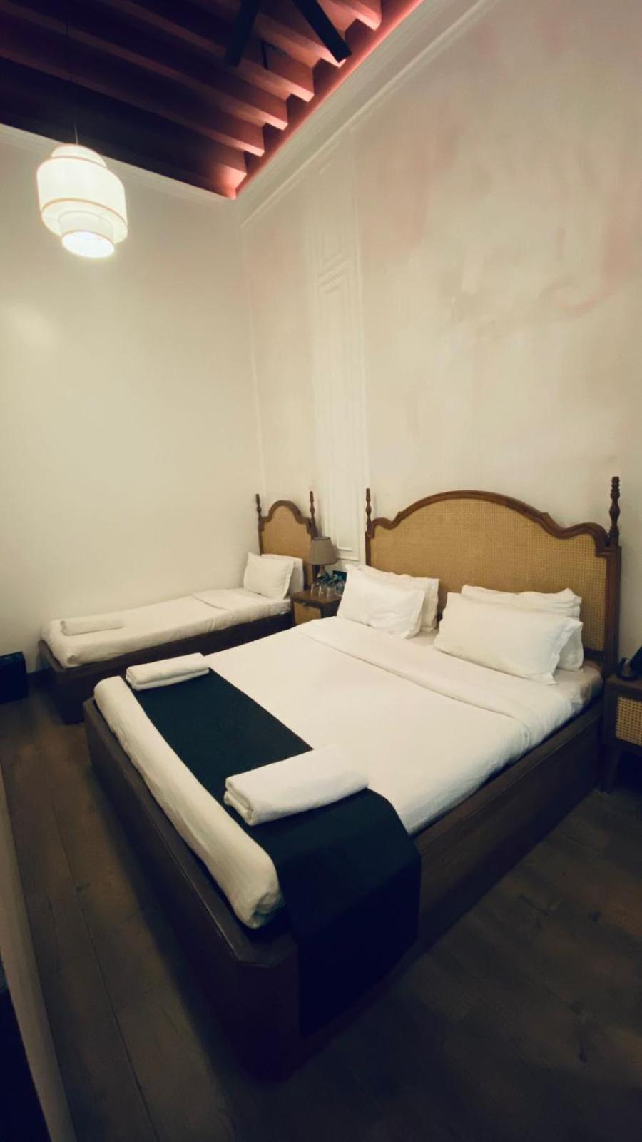 Gulf Hotel Mumbai- The Boutique Hotel Colaba Mumbai Ngoại thất bức ảnh
