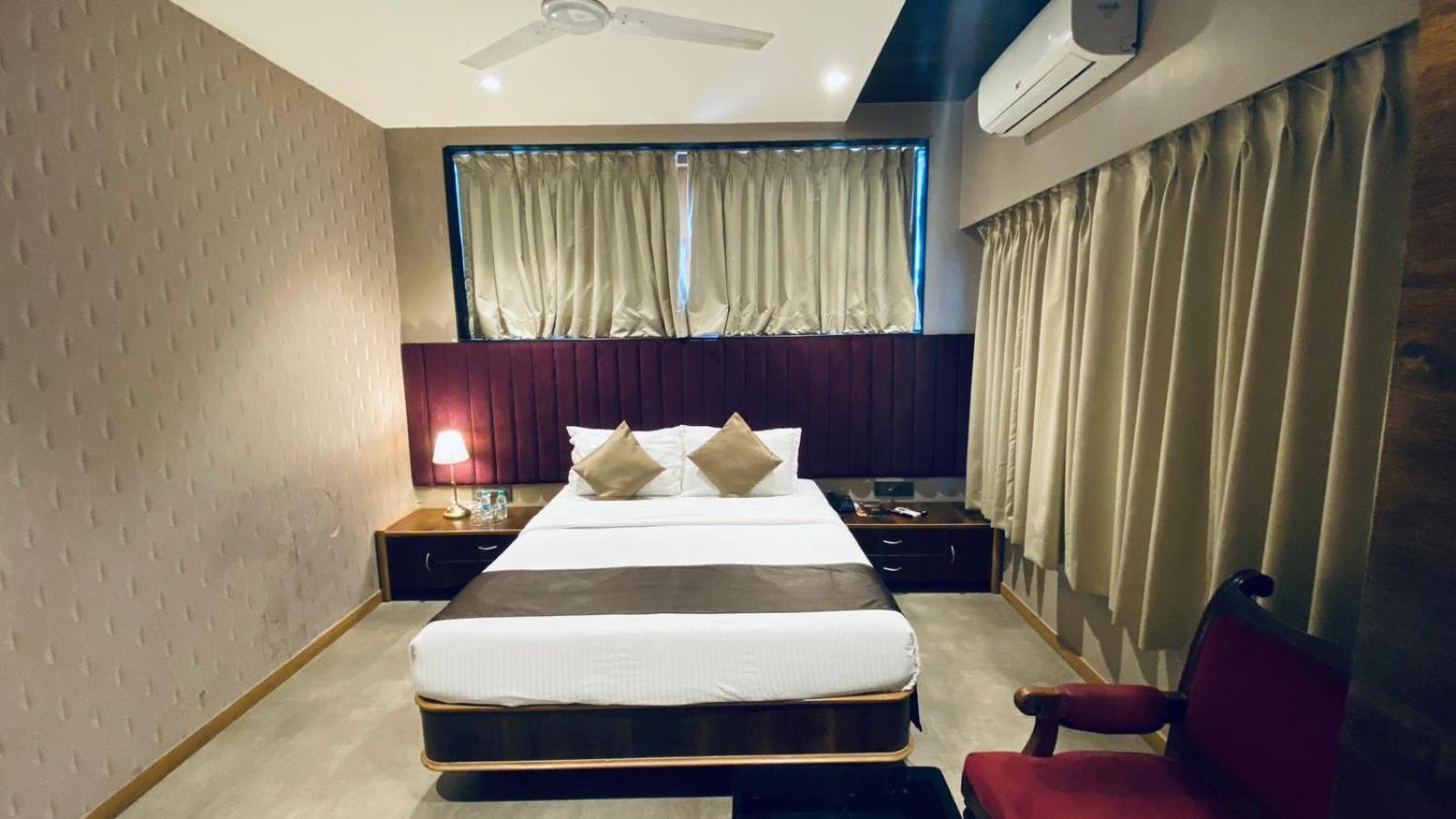 Gulf Hotel Mumbai- The Boutique Hotel Colaba Mumbai Ngoại thất bức ảnh